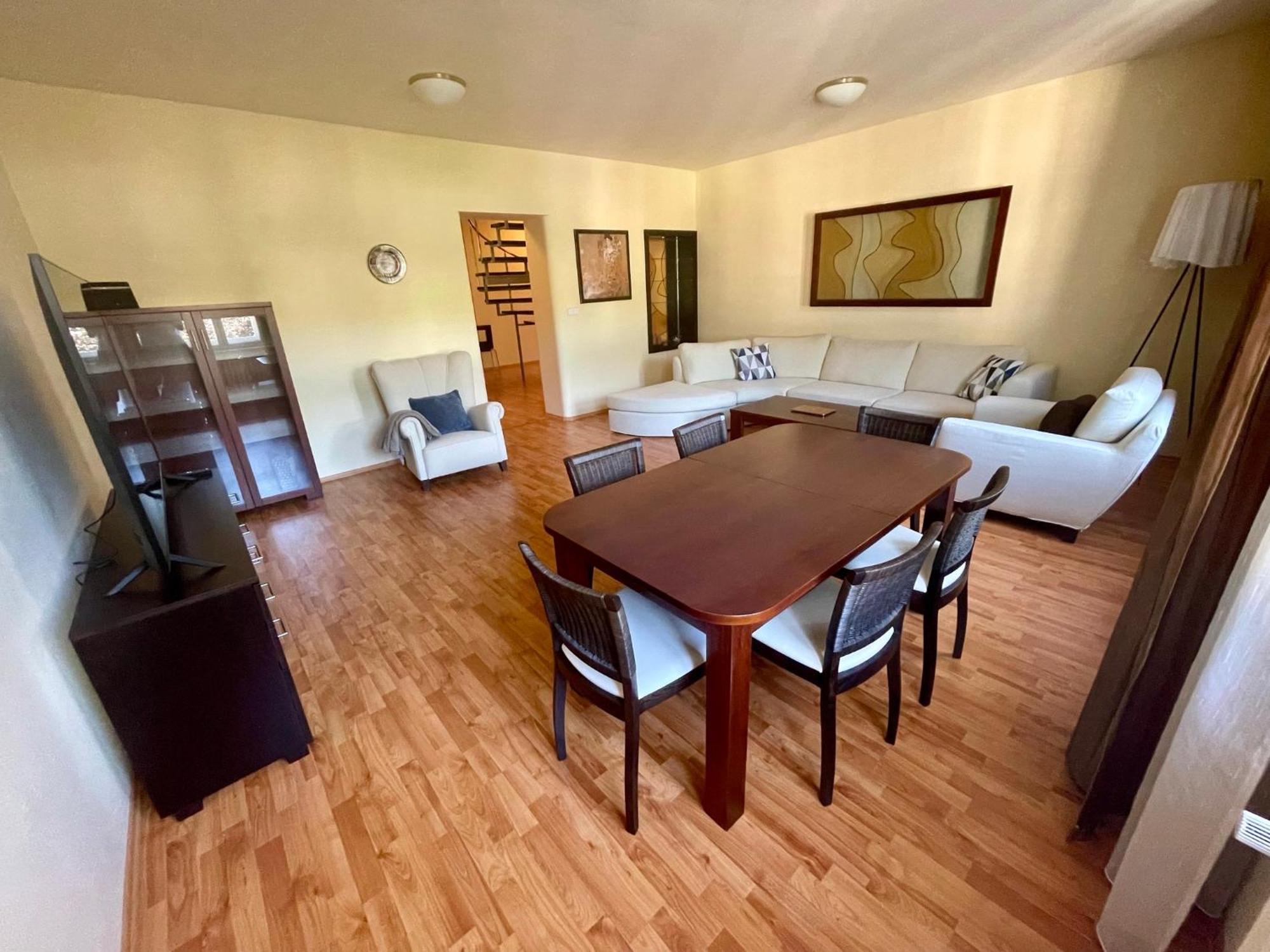 Huge Two Floor Apartment On The Park Colonnade With Free Parking For One Car, 160 Sqm Karlovy Vary Exteriér fotografie